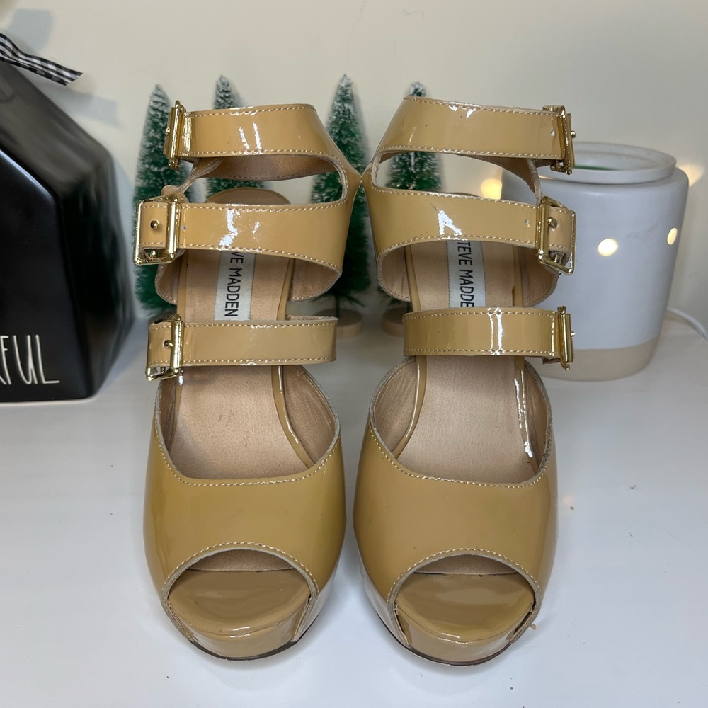 Steve Madden Ronson Sexy Three Strap Heels - Picture 3 of 7